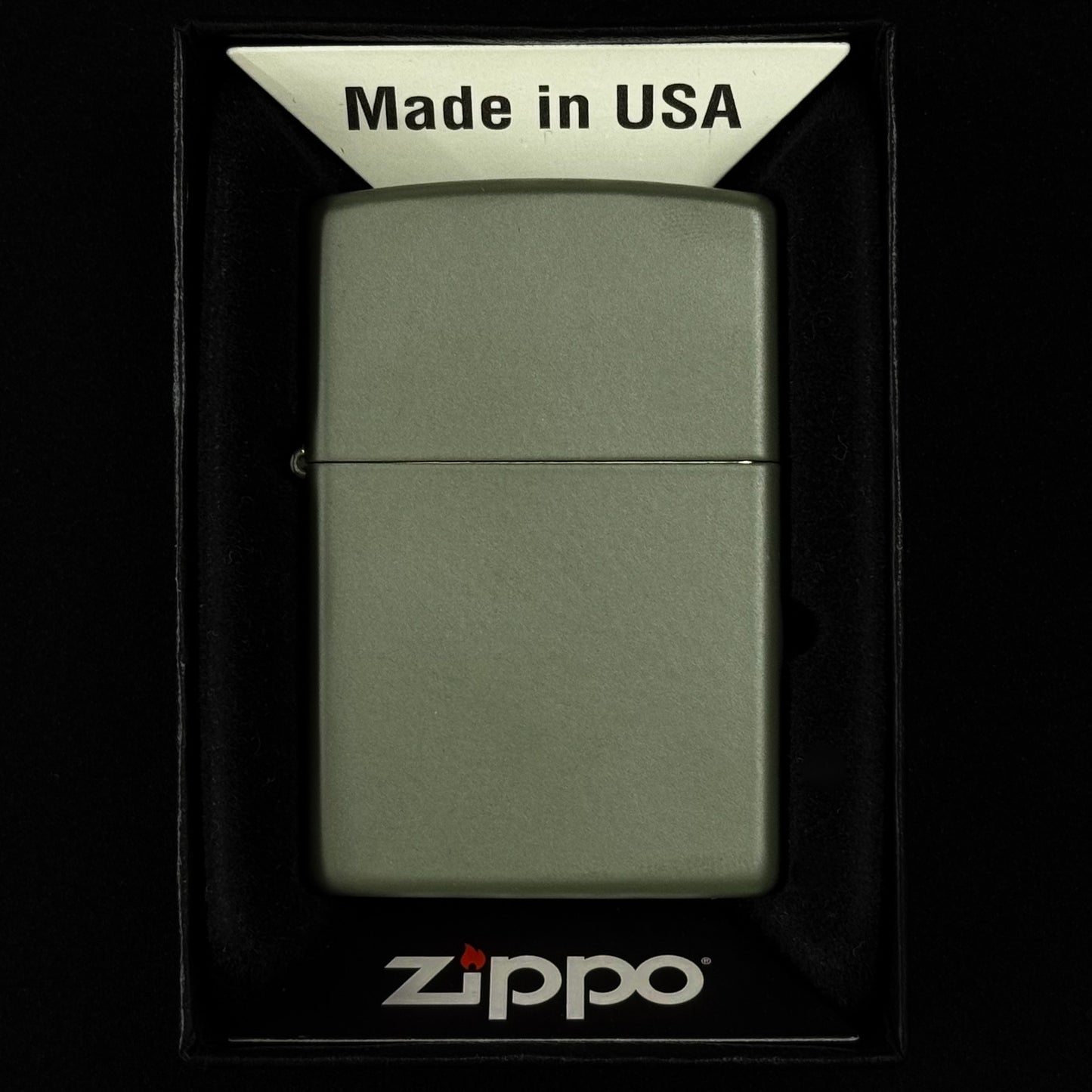 Zippo upaljač "Zeleni" s gravurom